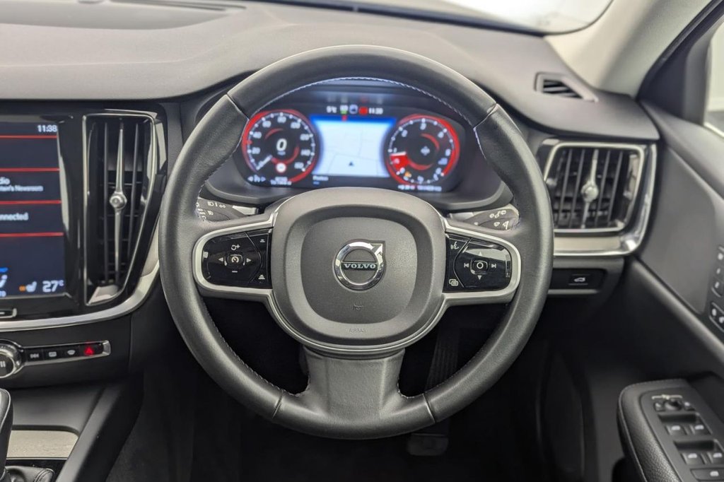 Used Volvo V60 2018 for sale - 77287821: Photo 33