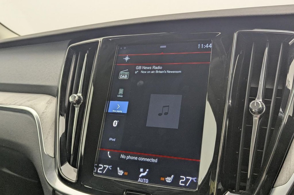 Used Volvo V60 2018 for sale - 77287821: Photo 34