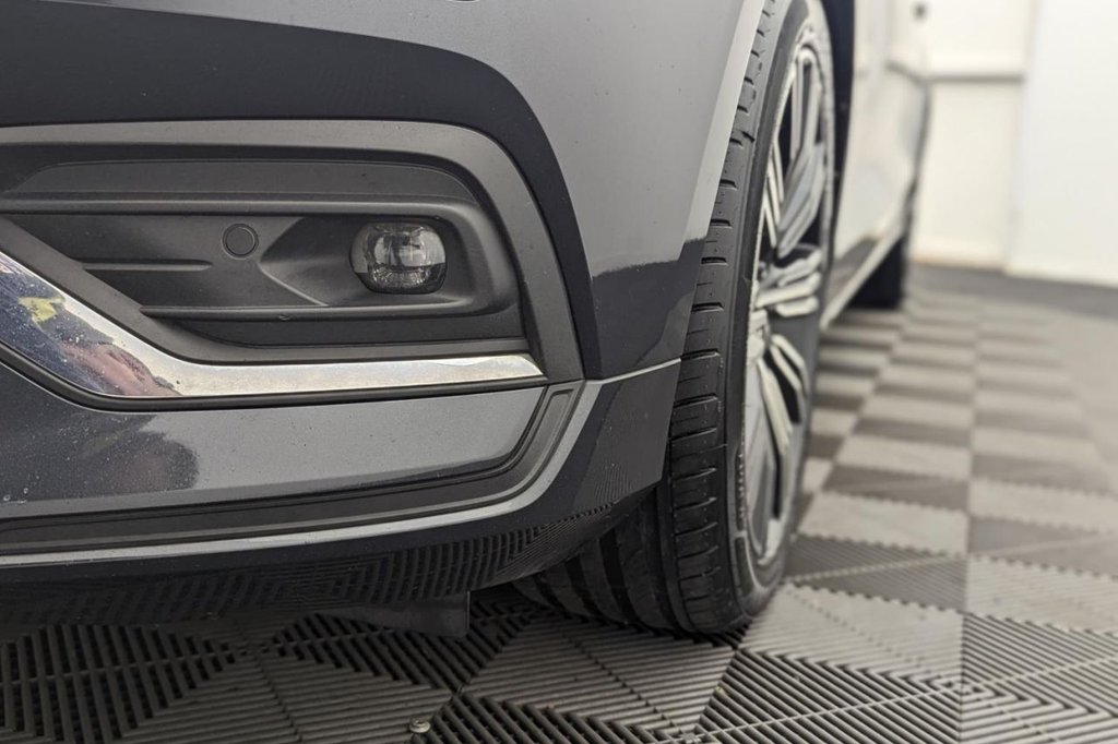 Used Volvo V60 2018 for sale - 77287821: Photo 50