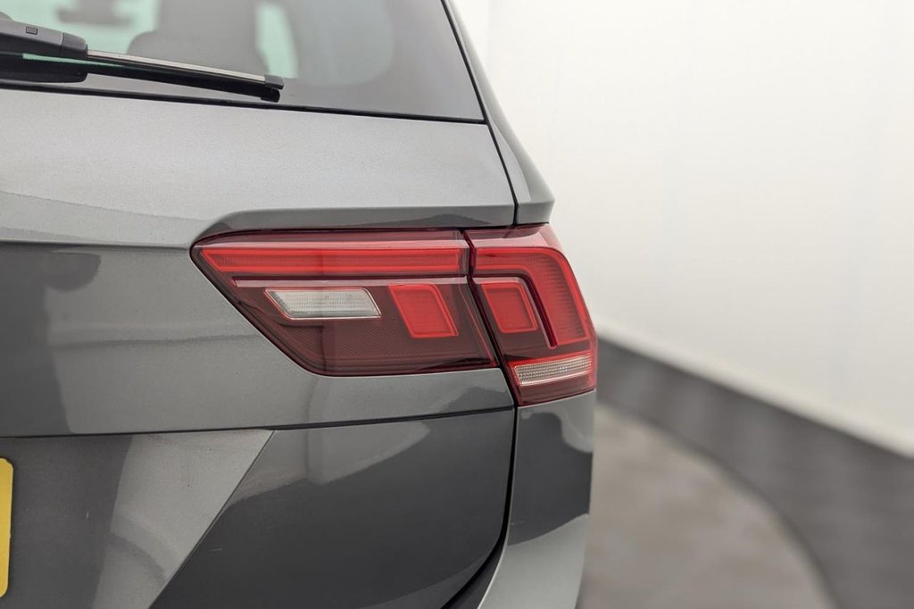 Used Volkswagen Tiguan 2019 for sale - 77879646: Photo 42