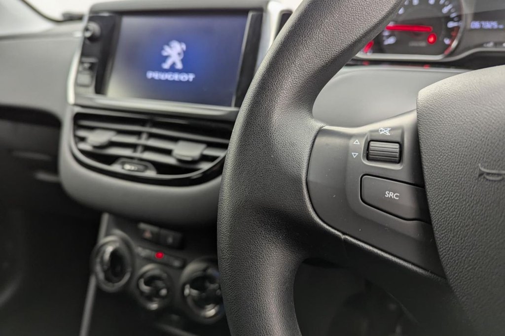 Used Peugeot 208 2012 for sale - 77212277: Photo 13