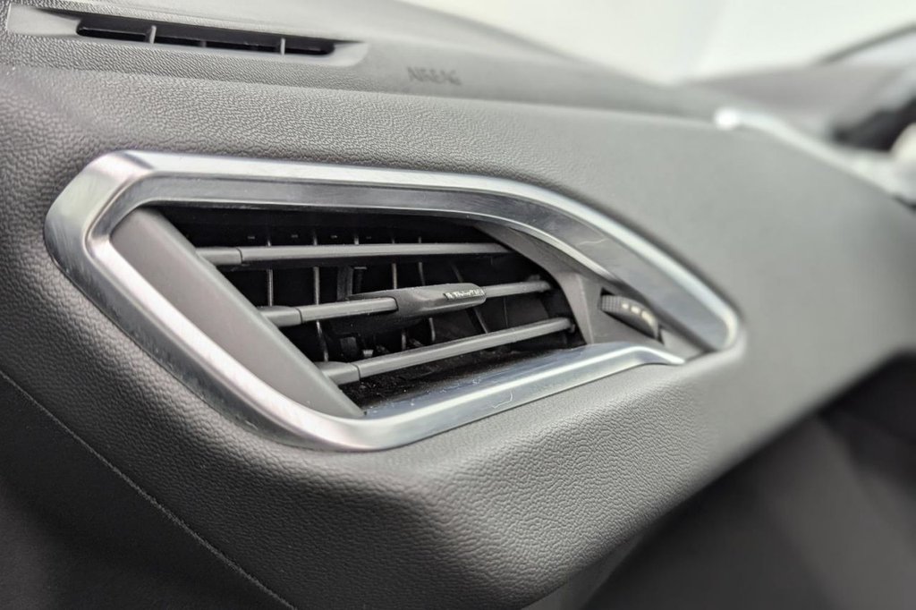 Used Peugeot 208 2012 for sale - 77212277: Photo 19