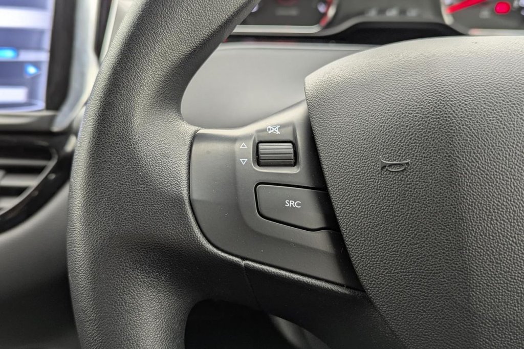 Used Peugeot 208 2012 for sale - 77212277: Photo 28