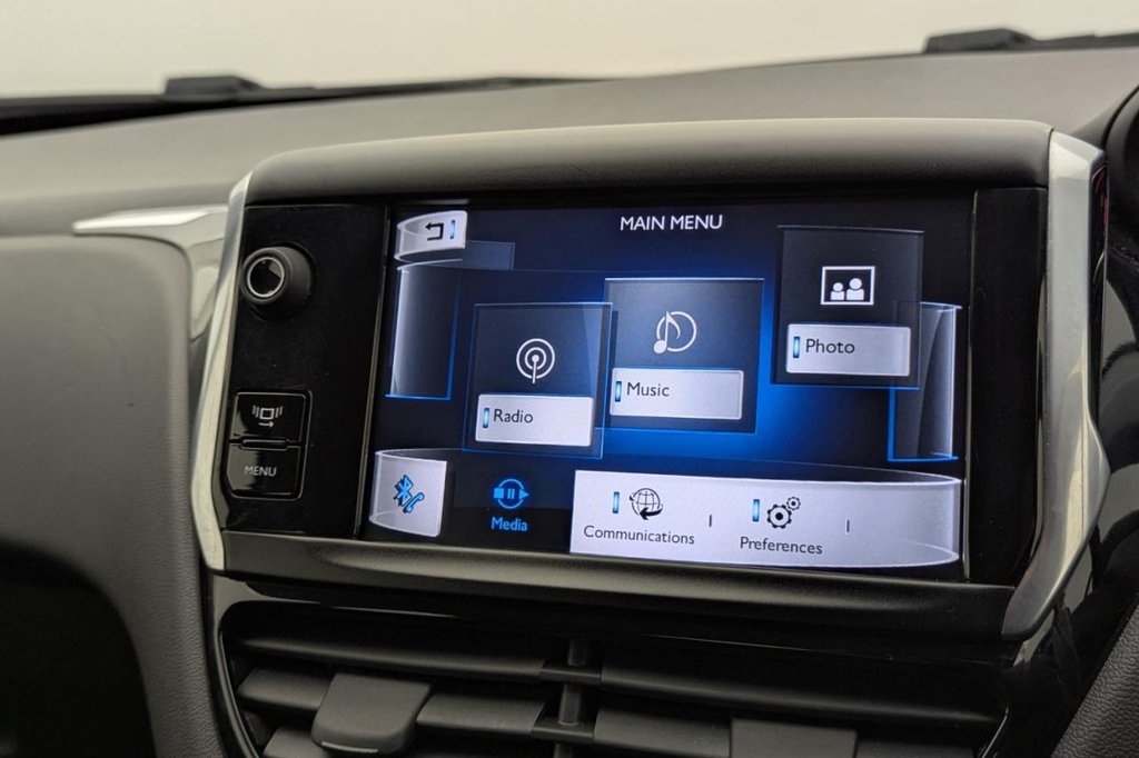 Used Peugeot 208 2012 for sale - 77212277: Photo 32