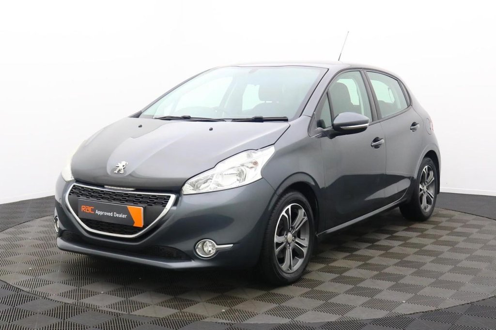 Used Peugeot 208 2012 for sale - 77212277: Photo 9