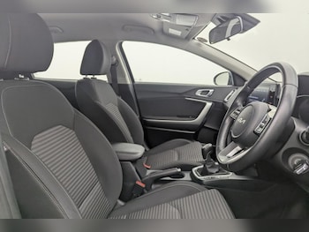 Used Kia XCeed 2022 for sale - 77991428: Photo