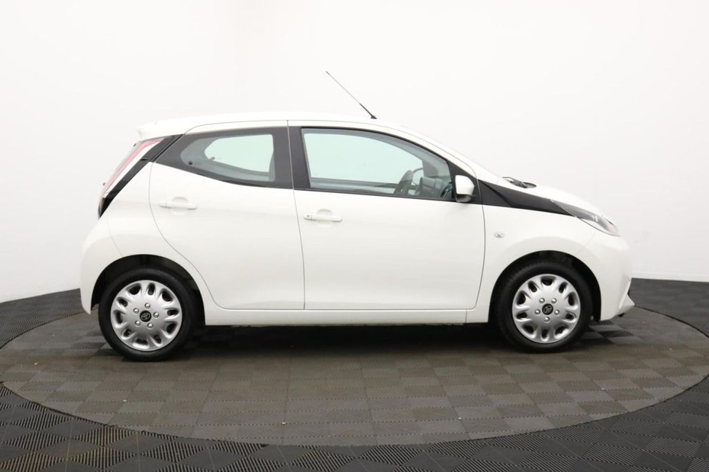 Used Toyota AYGO 2017 for sale - 77920157: Photo 2