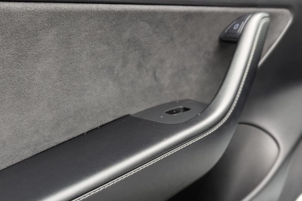 Used Tesla Model 3 2020 for sale - 77211865: Photo 33