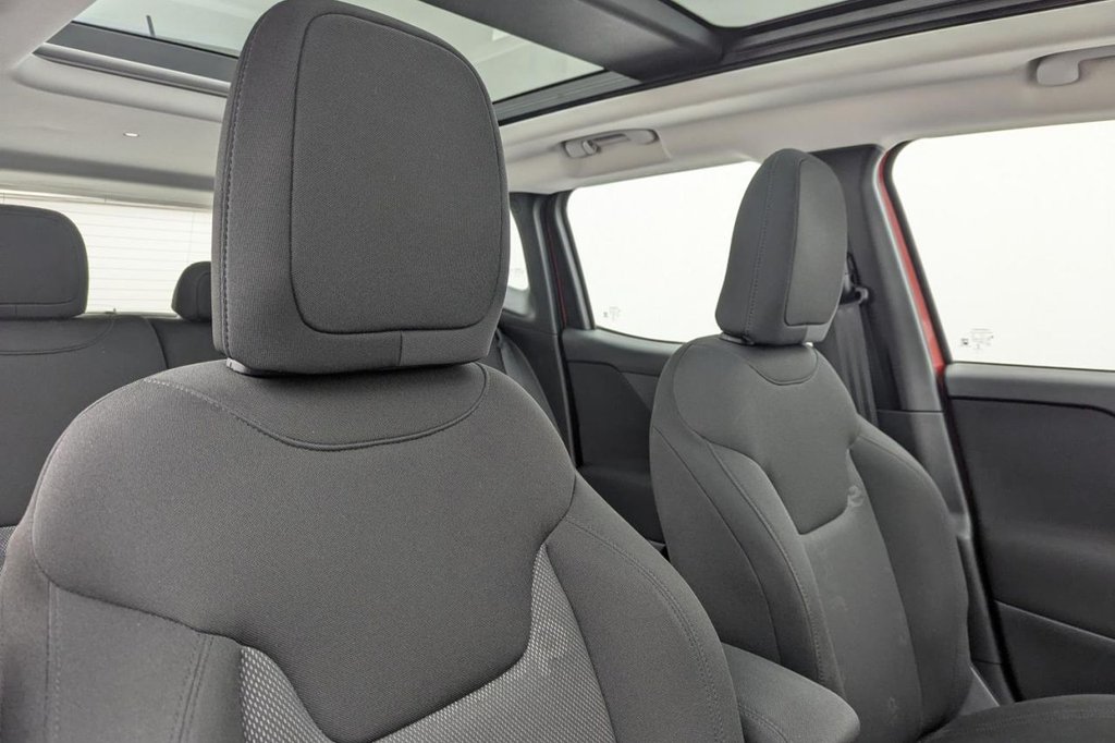 Used Jeep Renegade 2015 for sale - 77211907: Photo 15