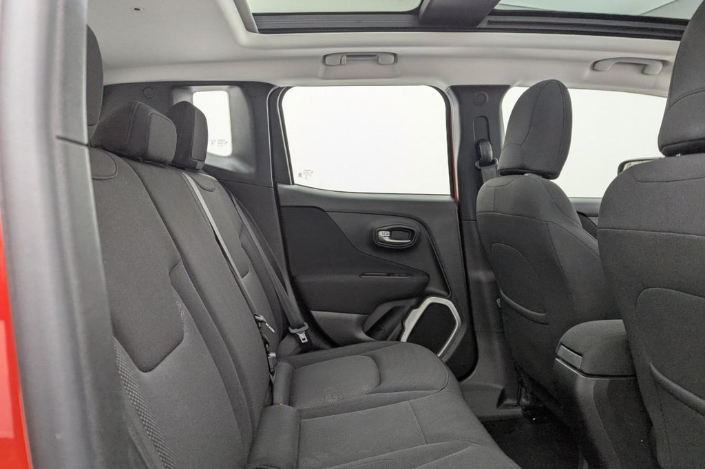 Used Jeep Renegade 2015 for sale - 77211907: Photo 16