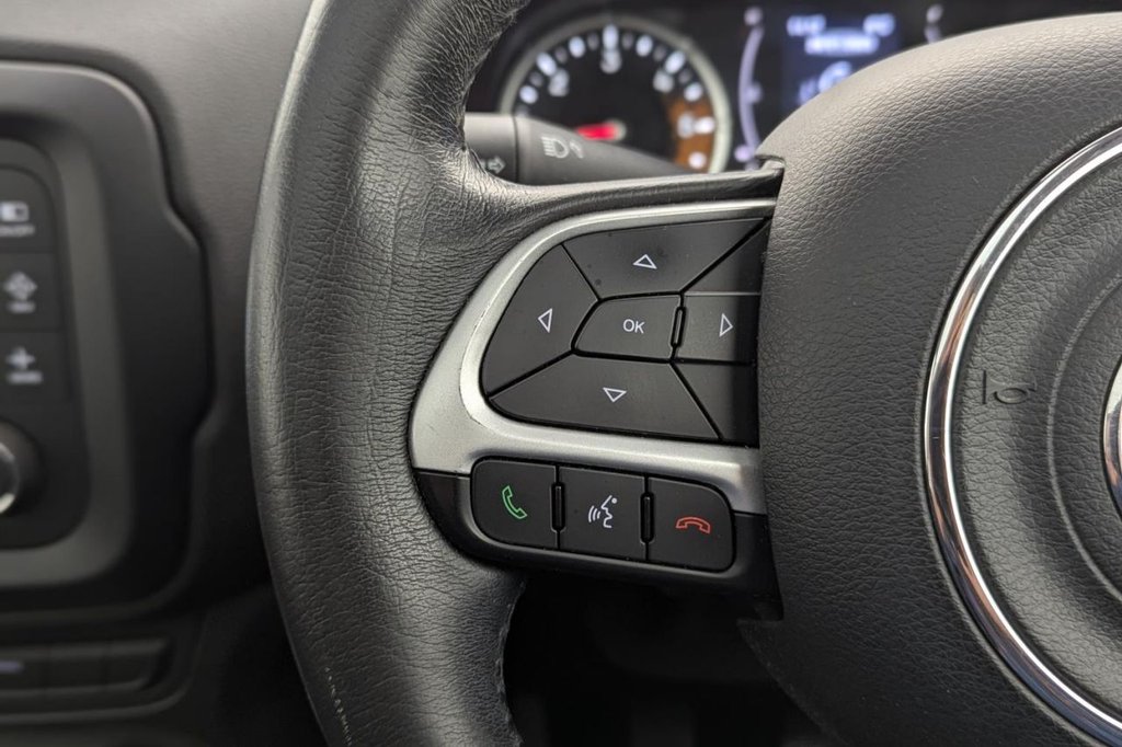 Used Jeep Renegade 2015 for sale - 77211907: Photo 32