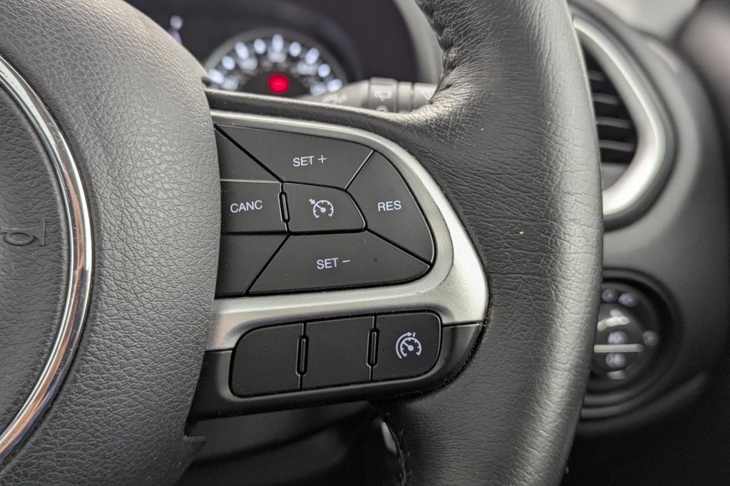 Used Jeep Renegade 2015 for sale - 77211907: Photo 34