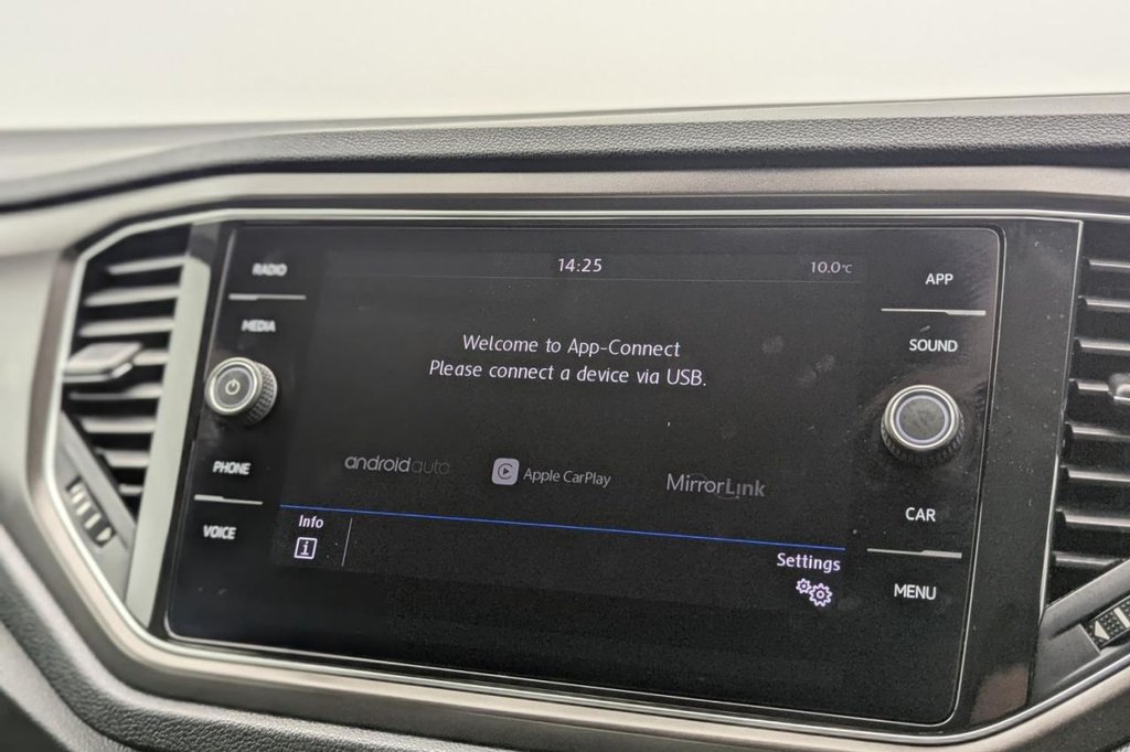 Used Volkswagen T-Roc 2018 for sale - 77667454: Photo 13