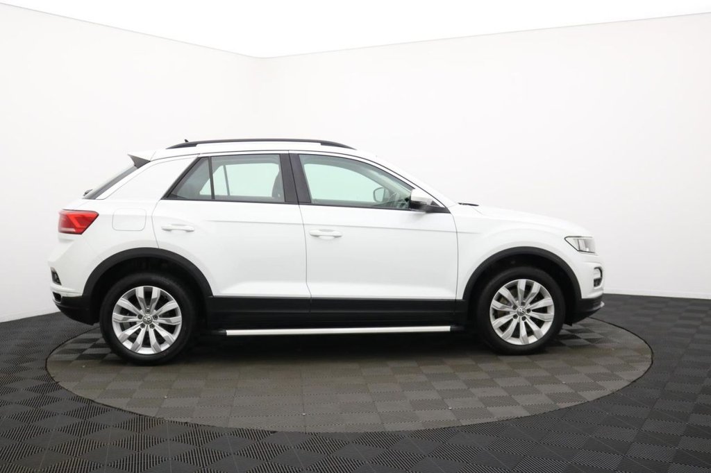 Used Volkswagen T-Roc 2018 for sale - 77667454: Photo 2
