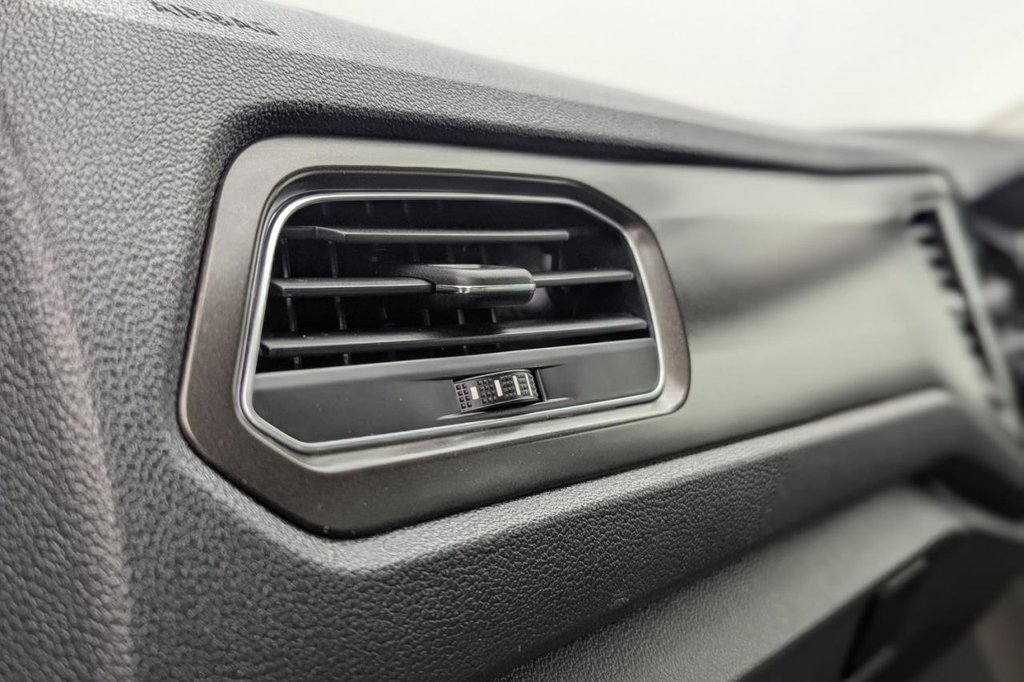 Used Volkswagen T-Roc 2018 for sale - 77667454: Photo 21