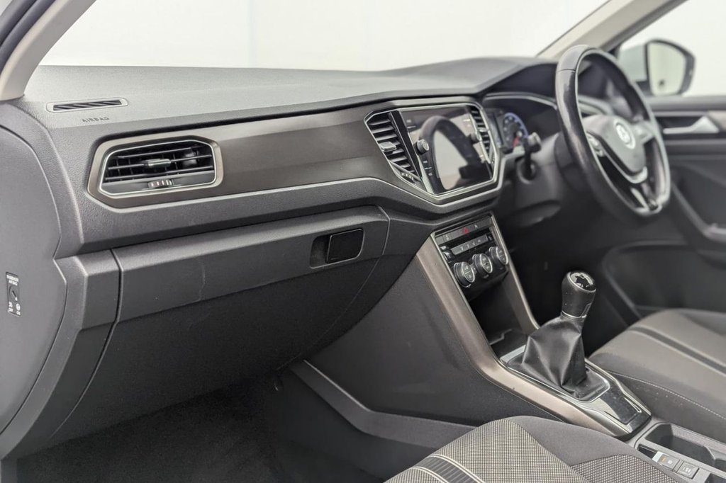 Used Volkswagen T-Roc 2018 for sale - 77667454: Photo 22