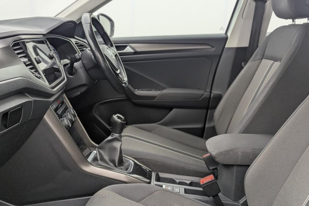 Used Volkswagen T-Roc 2018 for sale - 77667454: Photo 24