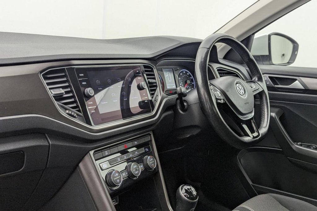Used Volkswagen T-Roc 2018 for sale - 77667454: Photo 25