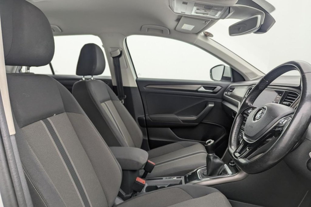 Used Volkswagen T-Roc 2018 for sale - 77667454: Photo 3