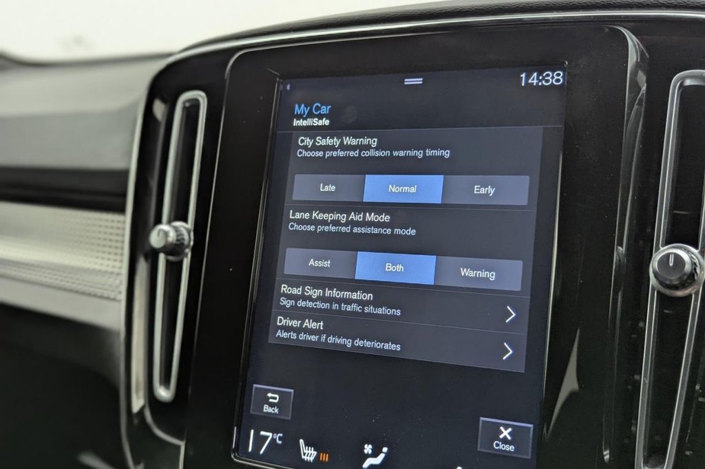 Used Volvo XC40 2019 for sale - 77211998: Photo 29