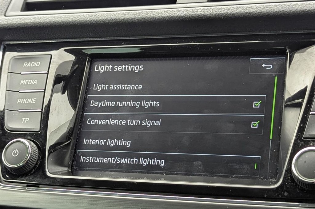 Used Skoda Fabia 2015 for sale - 77212285: Photo 29