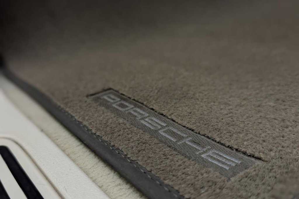 Used Porsche Cayenne 2011 for sale - 77288000: Photo 31