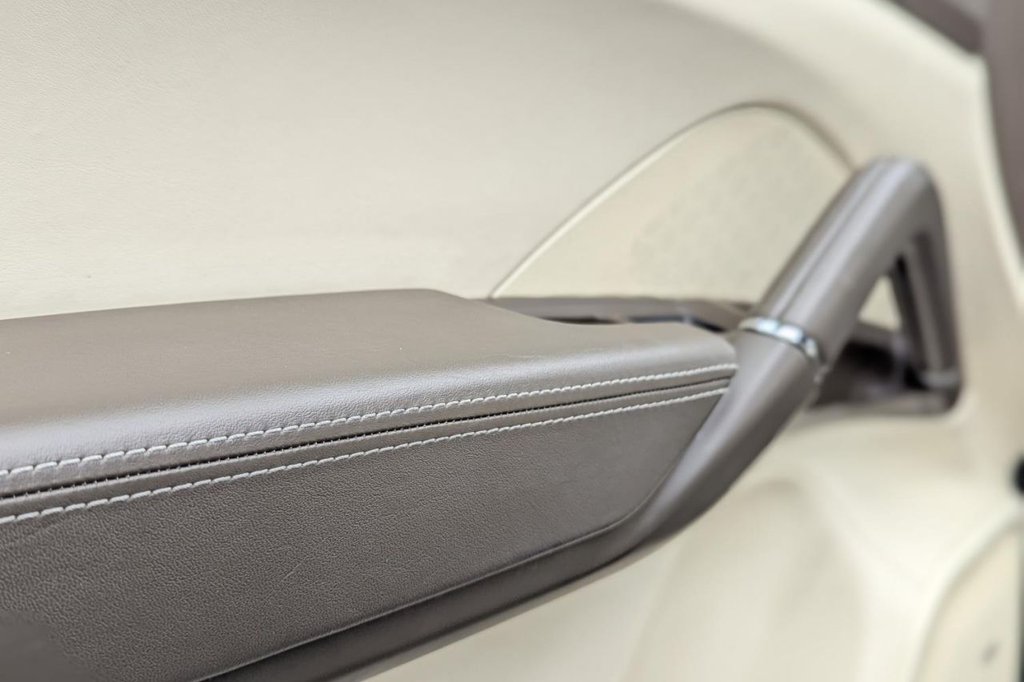 Used Porsche Cayenne 2011 for sale - 77288000: Photo 35