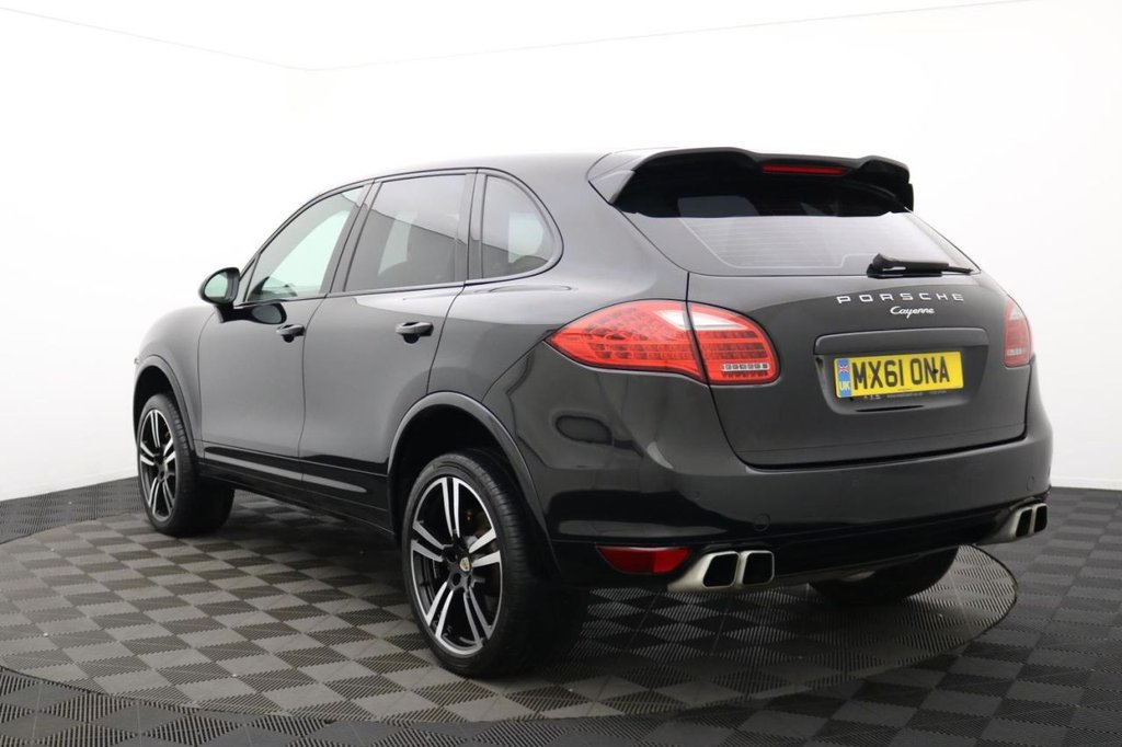 Used Porsche Cayenne 2011 for sale - 77288000: Photo 7