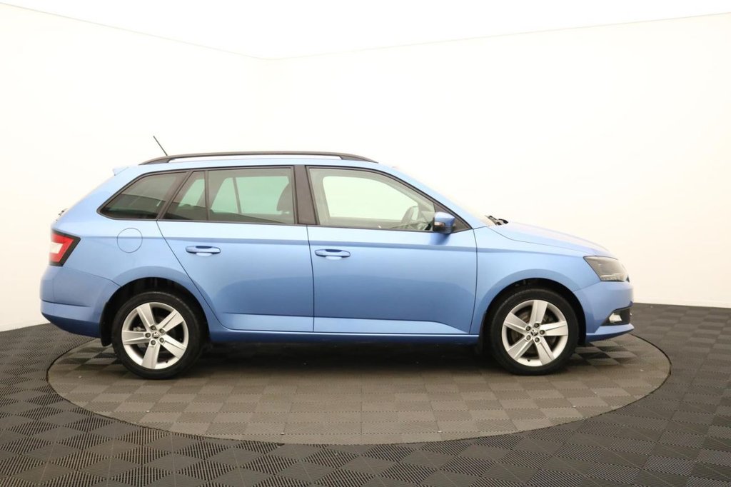 Used Skoda Fabia 2015 for sale - 77463799: Photo 2