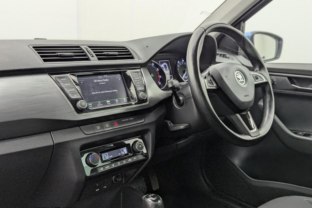 Used Skoda Fabia 2015 for sale - 77463799: Photo 25