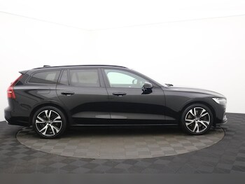 Used Volvo V60 2021 for sale - 77384567: Photo