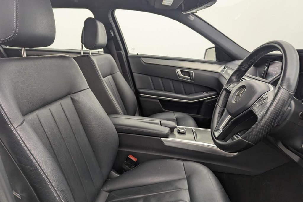 Used Mercedes-Benz E Class 2015 for sale - 77287676: Photo 3
