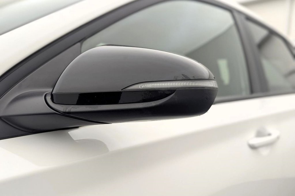 Used Hyundai i30 2023 for sale - 77534392: Photo 40