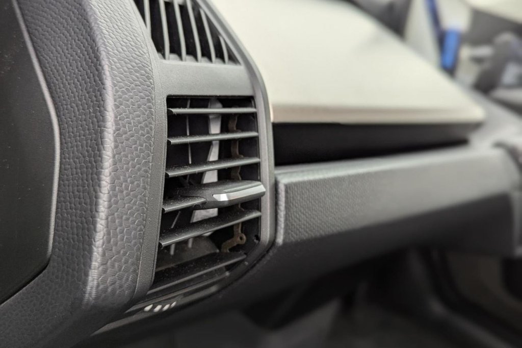 Used BMW i3 2018 for sale - 77212055: Photo 19