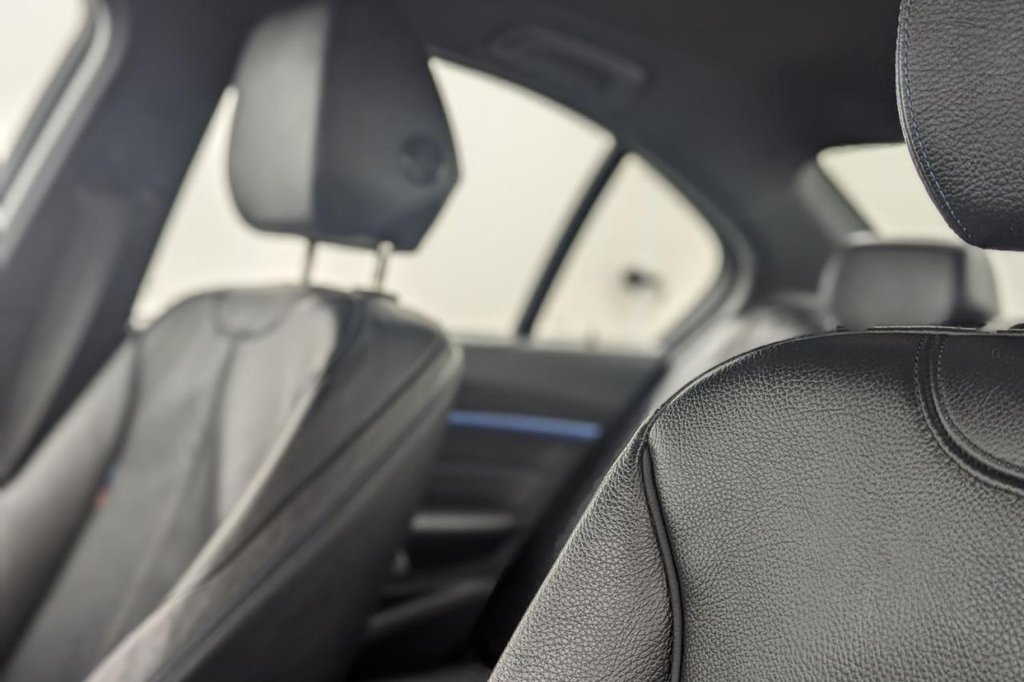 Used BMW 3 Series 2017 for sale - 77263640: Photo 27