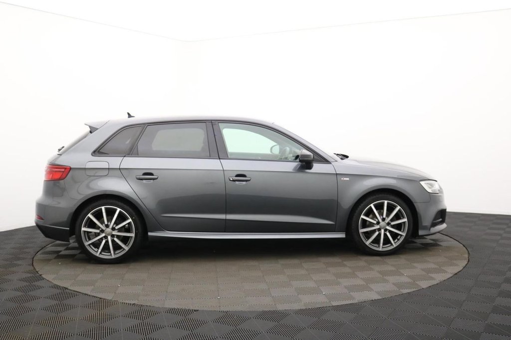 Used Audi A3 2018 for sale - 77952496: Photo 2