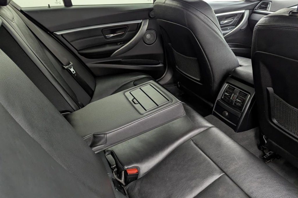 Used BMW 3 Series 2018 for sale - 77422549: Photo 18