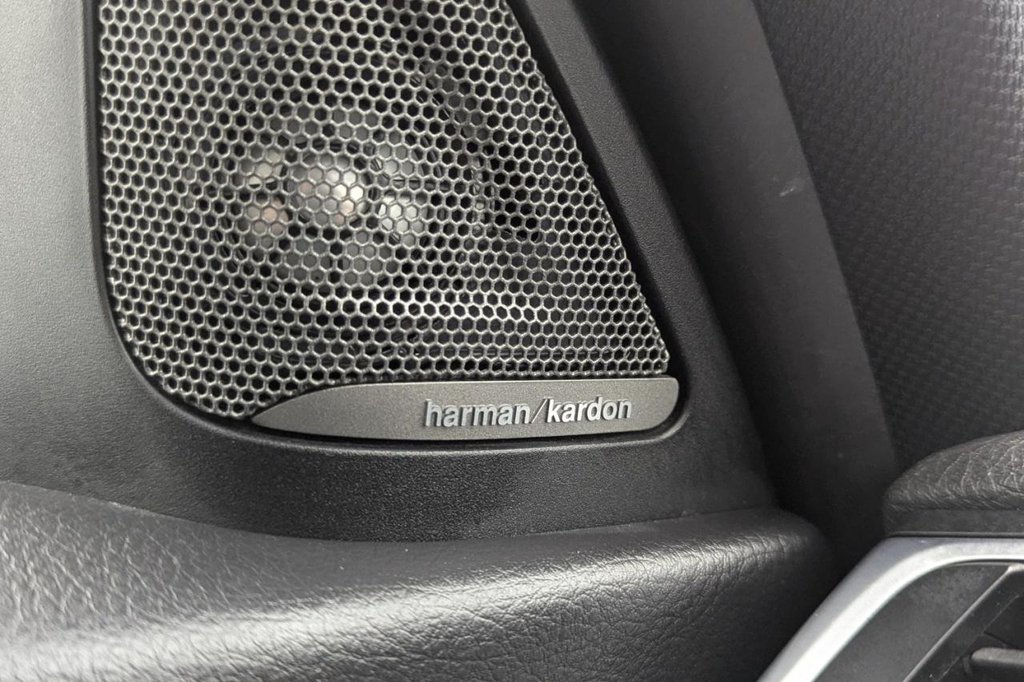 Used BMW 3 Series 2018 for sale - 77422549: Photo 32