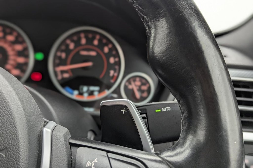 Used BMW 3 Series 2018 for sale - 77422549: Photo 41