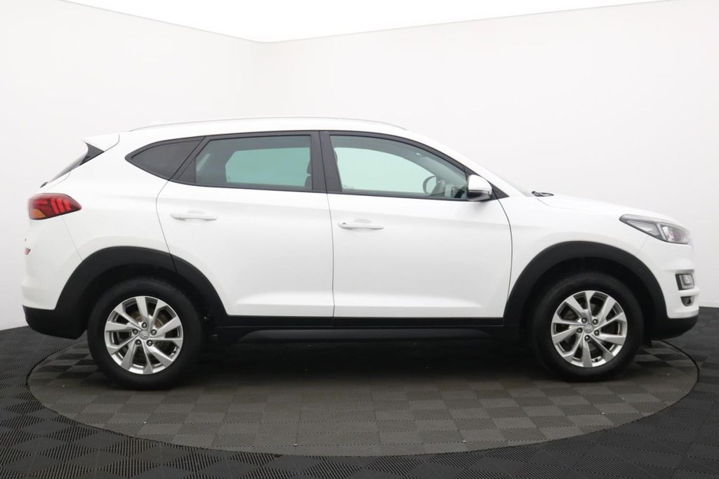 Used Hyundai TUCSON 2018 for sale - 77212347: Photo 2