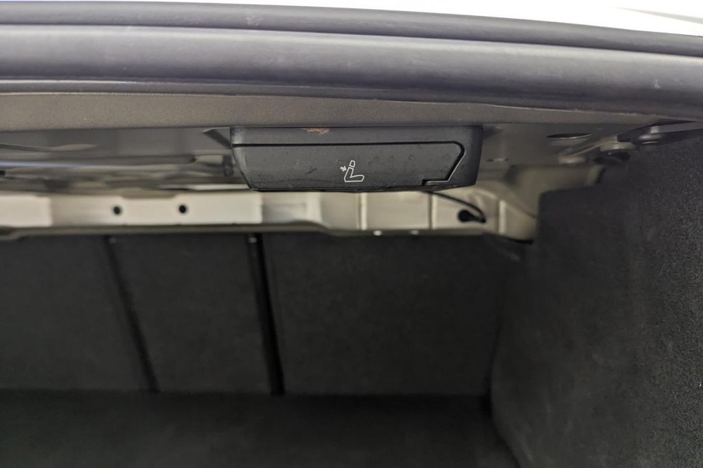 Used BMW 3 Series 2021 for sale - 77211915: Photo 19