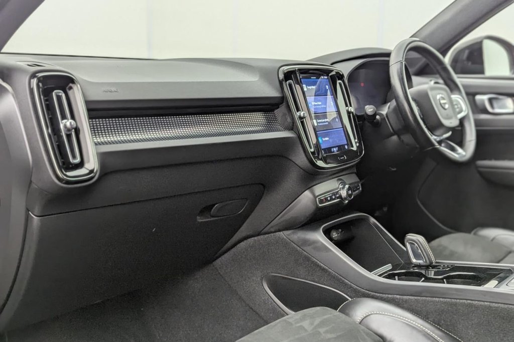 Used Volvo XC40 2021 for sale - 77212146: Photo 25