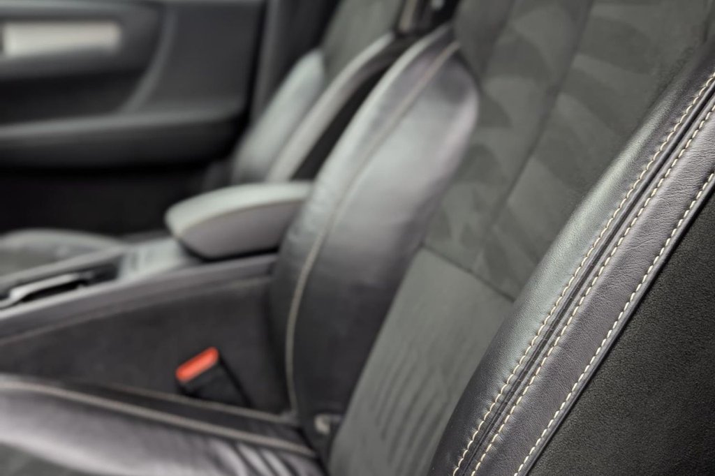 Used Volvo XC40 2021 for sale - 77212146: Photo 30