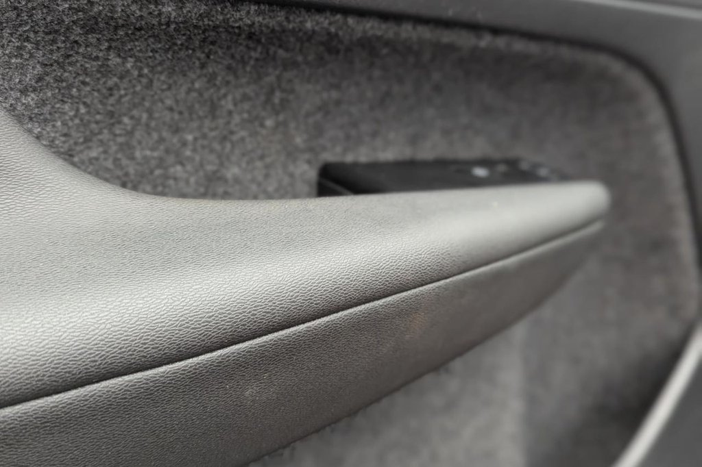 Used Volvo XC40 2021 for sale - 77212146: Photo 32