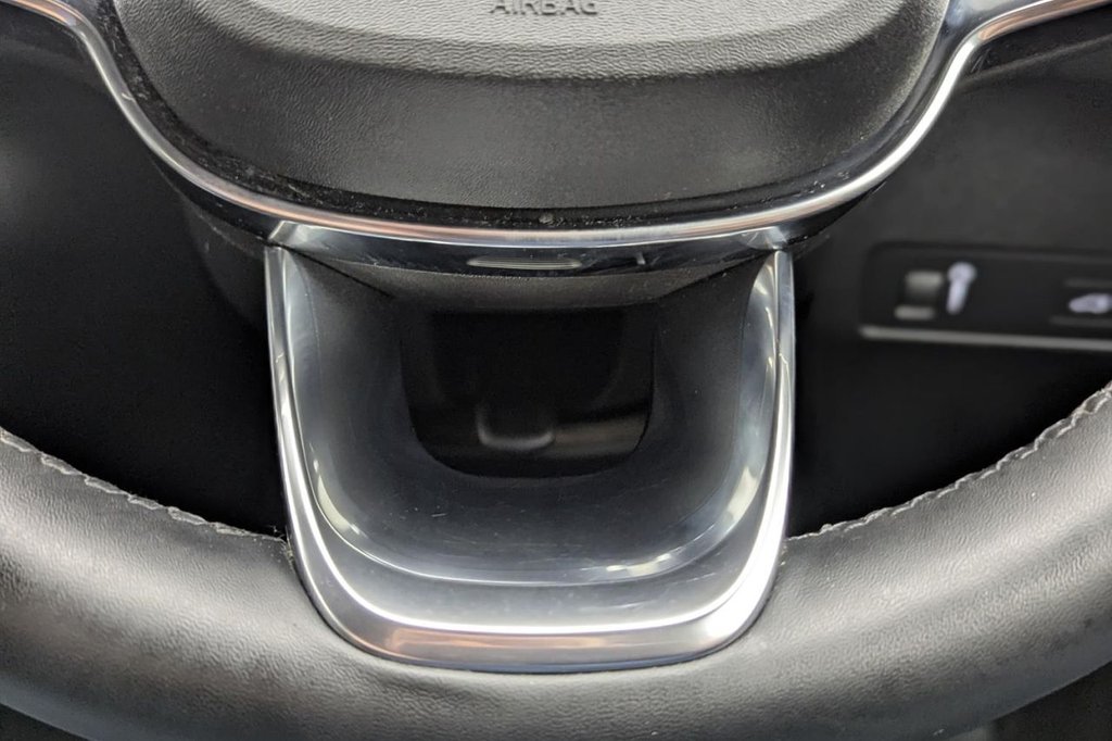 Used Volvo XC40 2021 for sale - 77212146: Photo 37