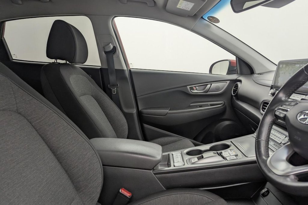 Used Hyundai KONA 2020 for sale - 77748812: Photo 3