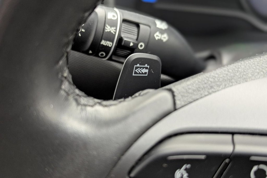 Used Hyundai KONA 2020 for sale - 77748812: Photo 31