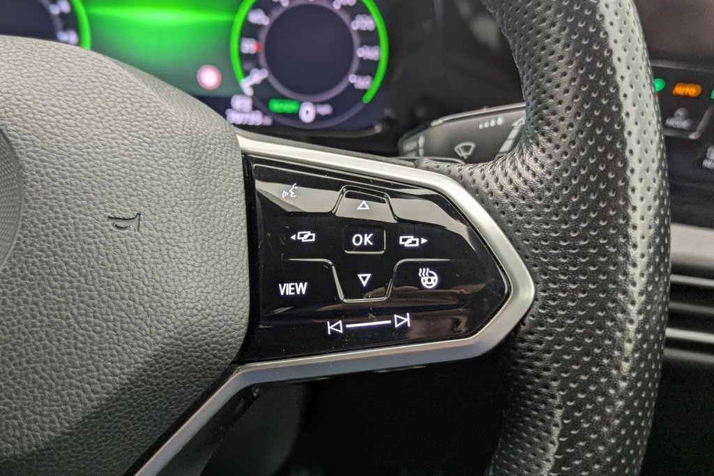 Used Volkswagen Golf 2022 for sale - 77991494: Photo 38