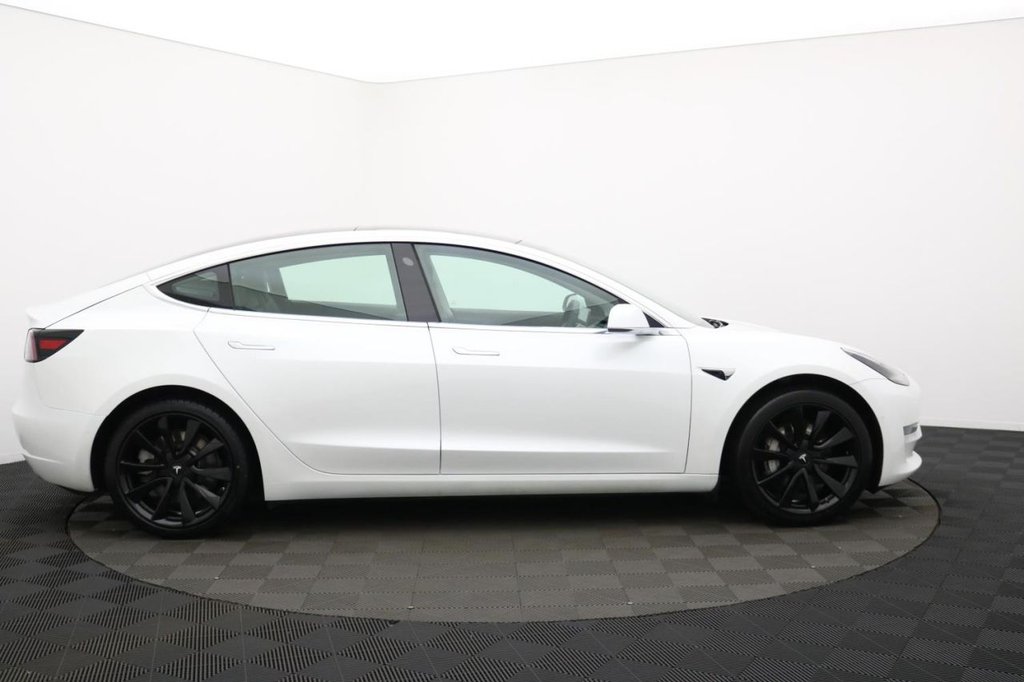 Used Tesla Model 3 2020 for sale - 77452340: Photo 2