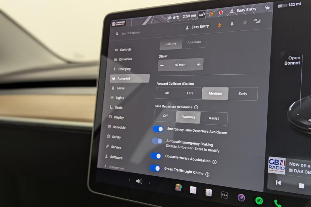 Used Tesla Model 3 2020 for sale - 77452340: Photo 29
